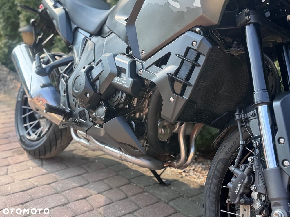 Honda VFR - 11