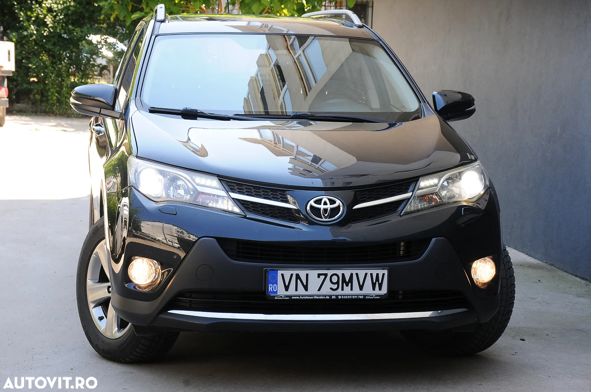 Toyota RAV4 2.2 D-4CAT 4WD Aut Luxury - 21
