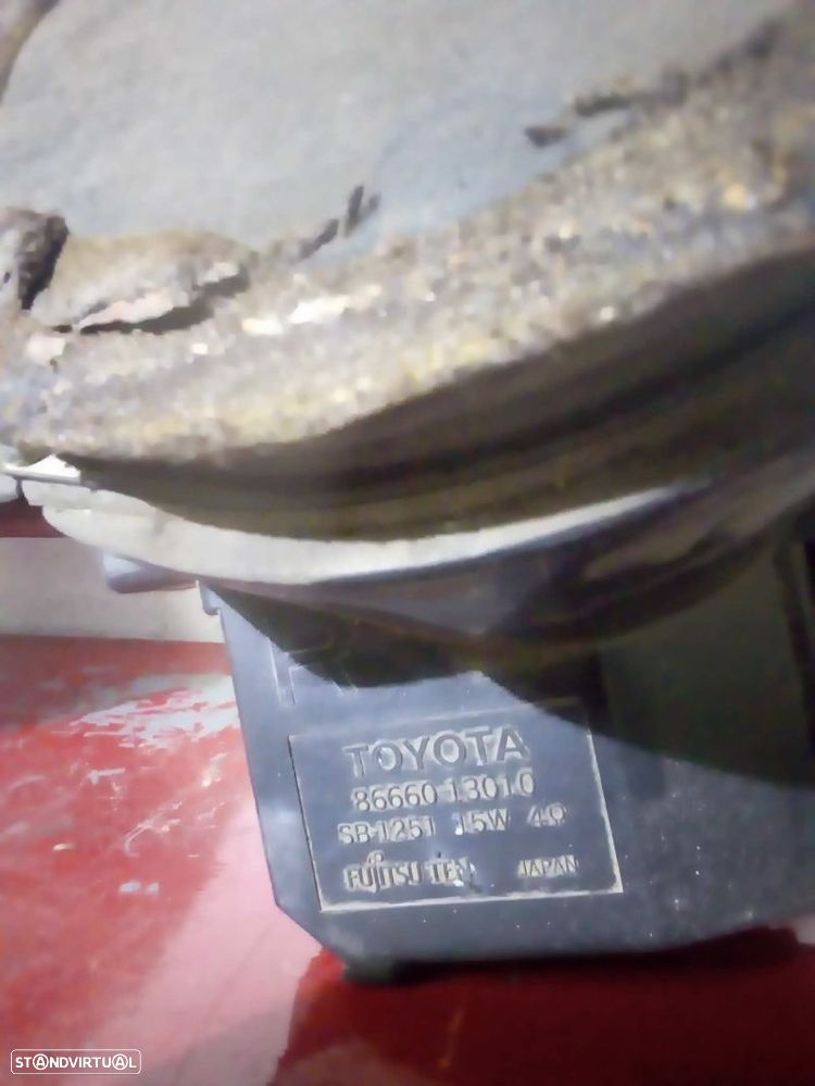 Subwooferbox Toyota Corolla (_E10_) - 3