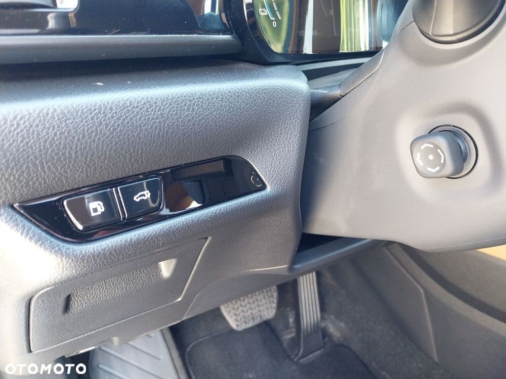 Lexus NX - 24