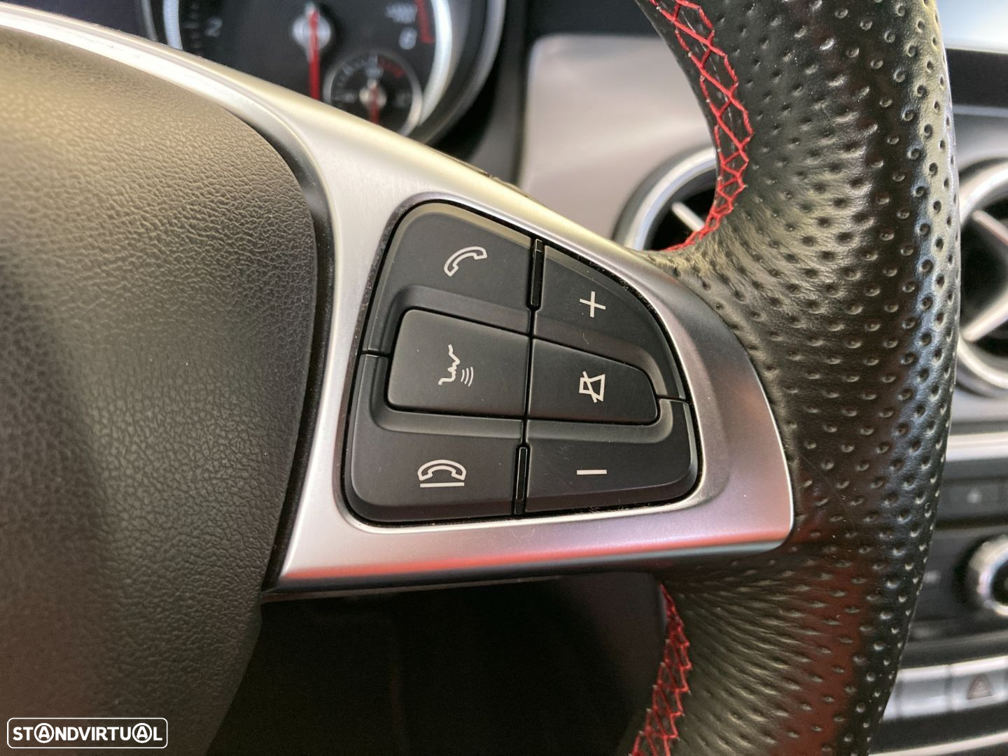 Mercedes-Benz CLA 180 d AMG Line - 21