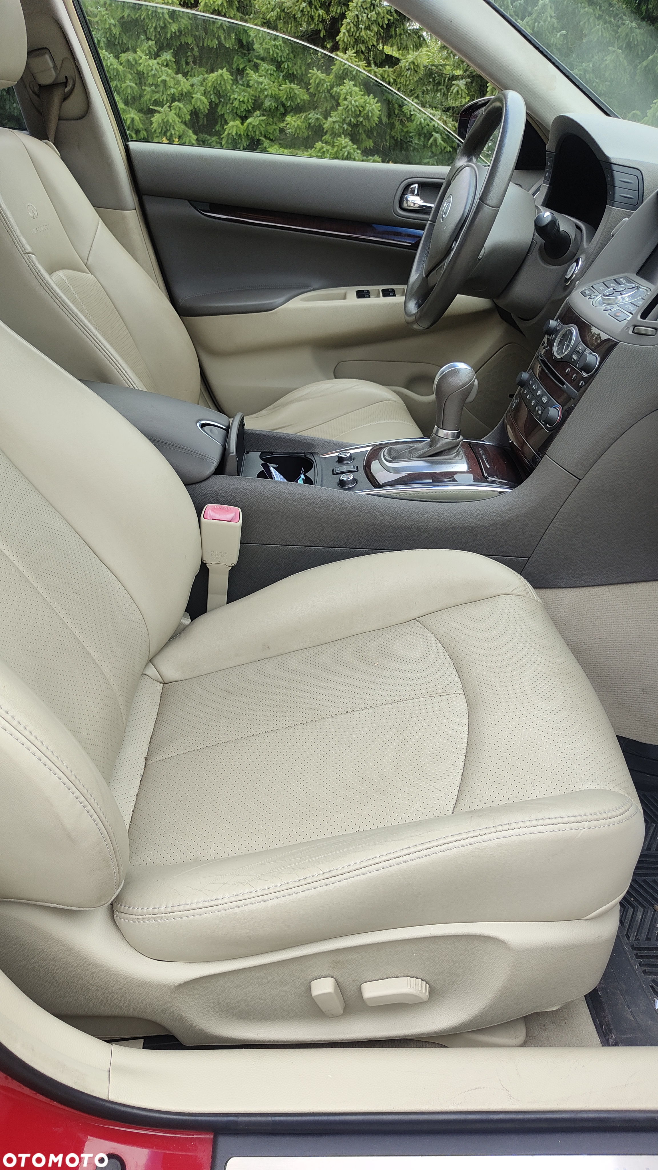 Infiniti G - 12
