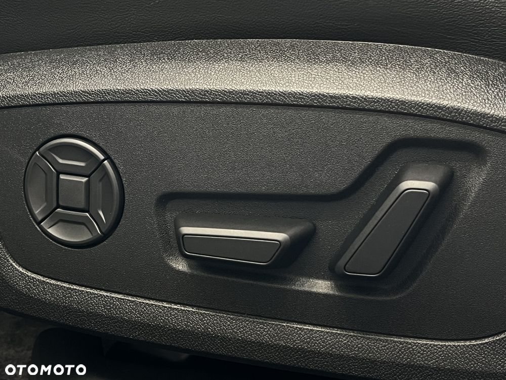 Audi A5 Avant TDI mHEV Quattro S tronic - 16