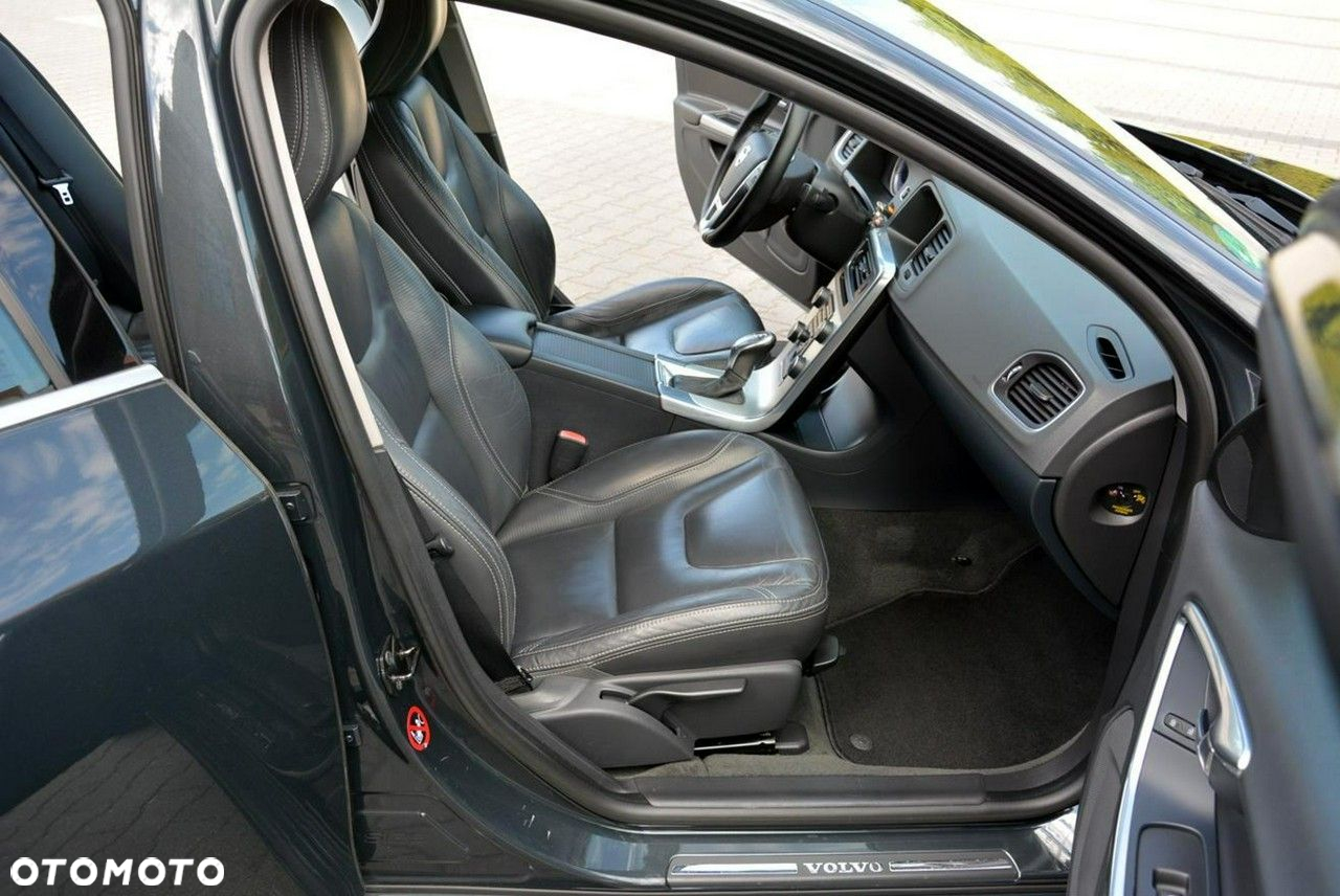 Volvo S60 - 17