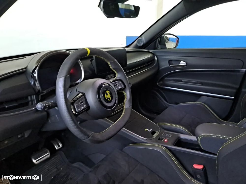 Abarth 600e 54 kWh Scorpionissima - 8