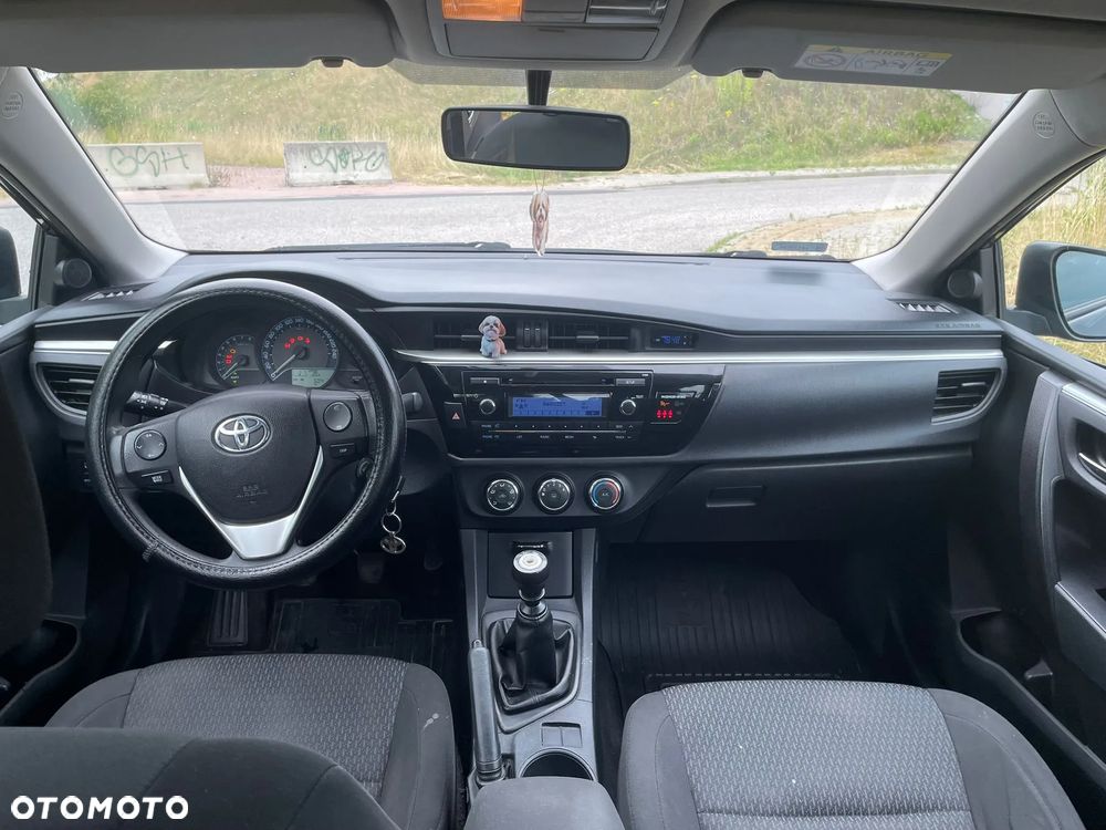 Toyota Corolla 1.6 Active - 13
