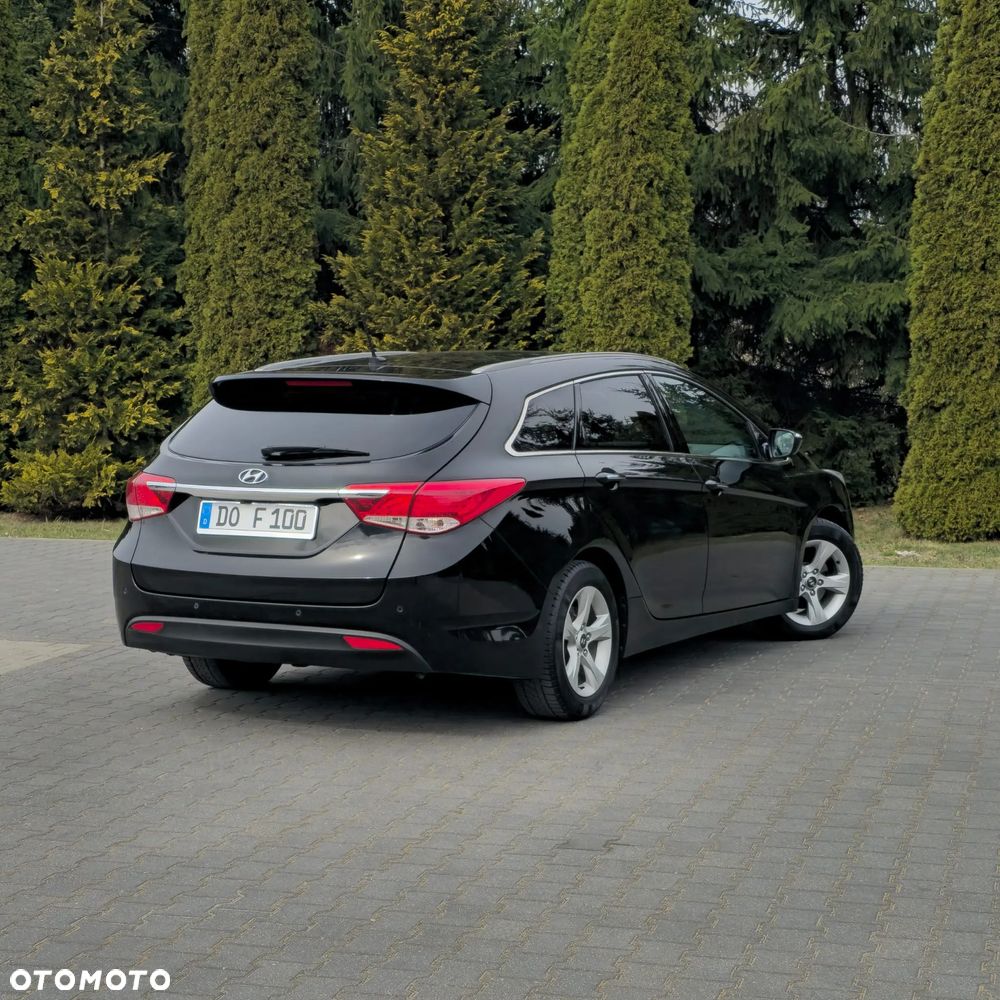 Hyundai i40 Kombi 1.7 CRDi Premium - 19