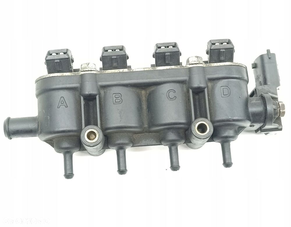 LISTWA WTRYSKOWA WTRYSK WTRYSKI GAZU LPG 110R-000057 67R-010233 - 4