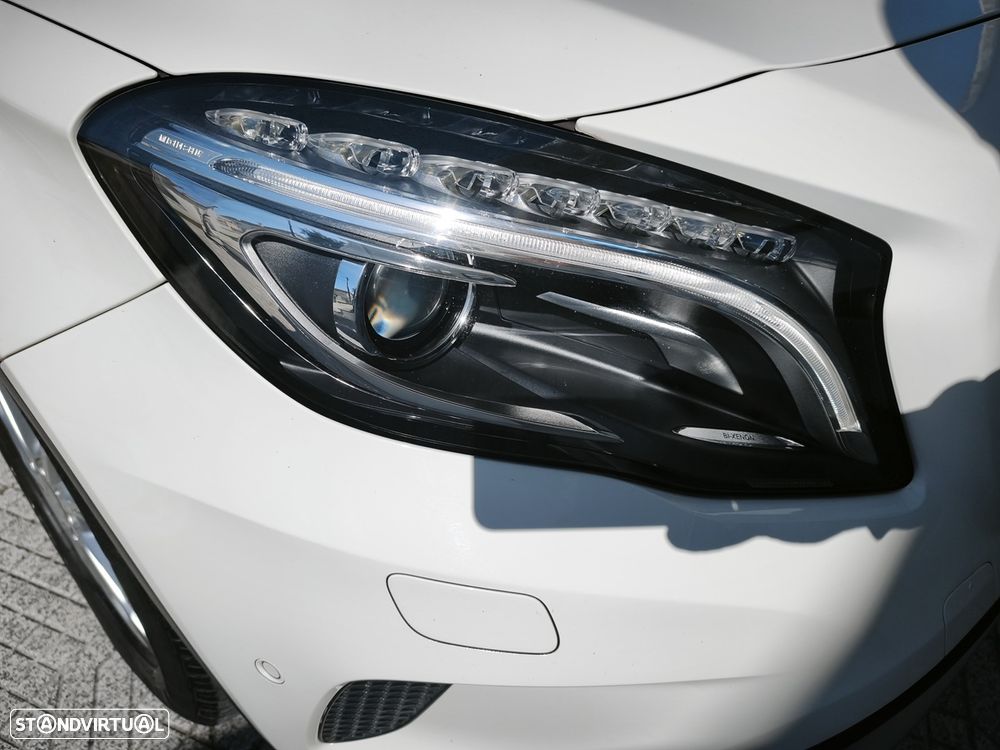 Mercedes-Benz GLA 180 (CDI) d Urban - 13