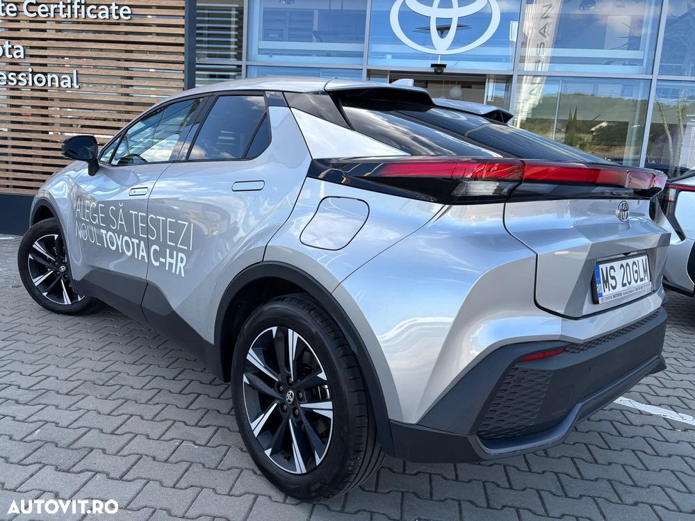 Toyota C-HR - 4