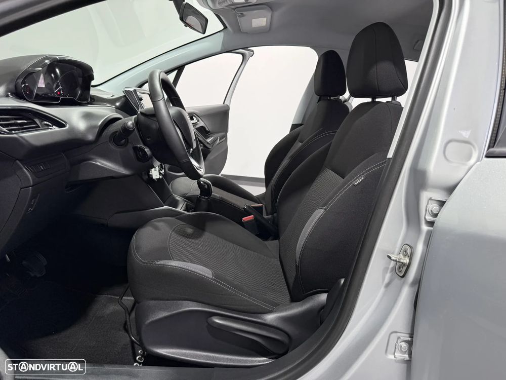 Peugeot 208 1.2 PureTech Style - 30