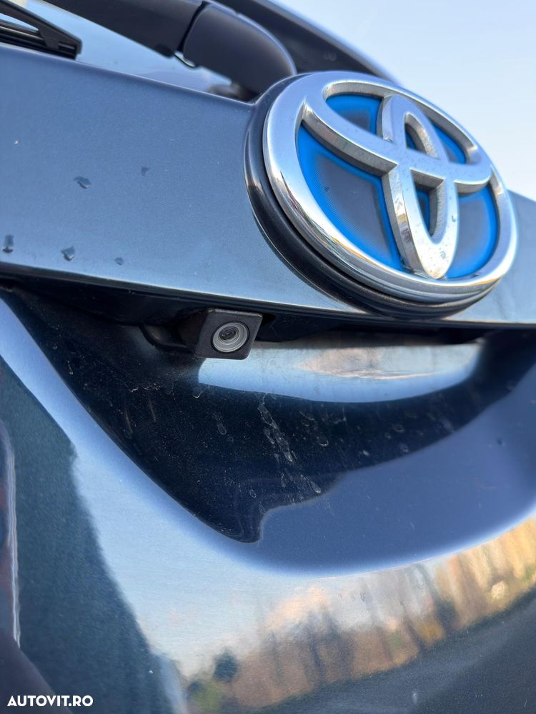 Toyota Auris 1.8 L VVT-i Luna - 12