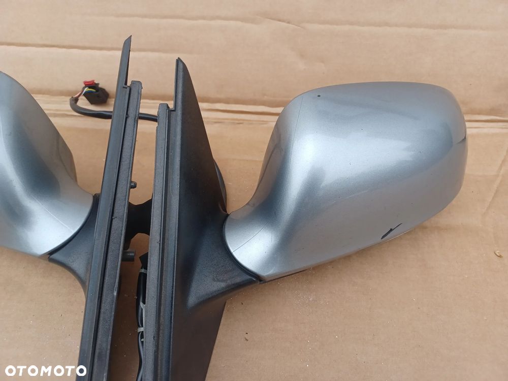 LUSTERKO AUDI A4 B8 6PIN LY7G - 8