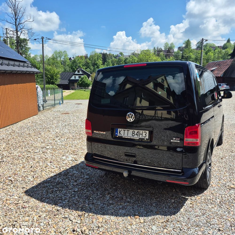 Volkswagen Multivan - 7
