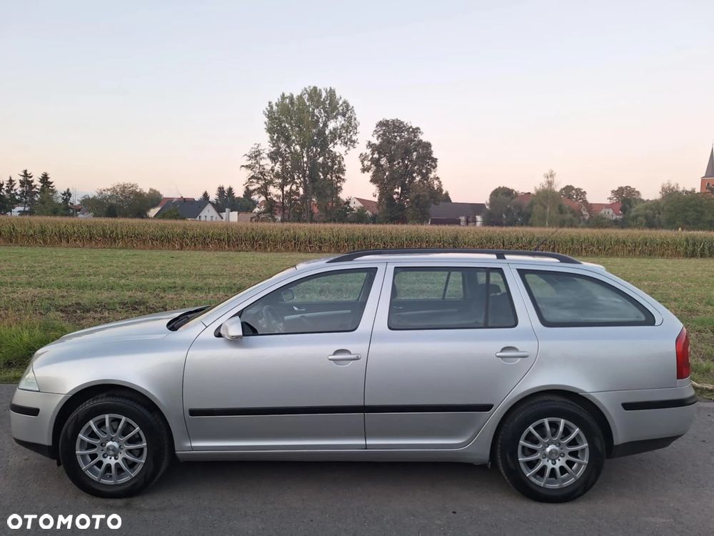 Skoda Octavia 1.6 Elegance - 5