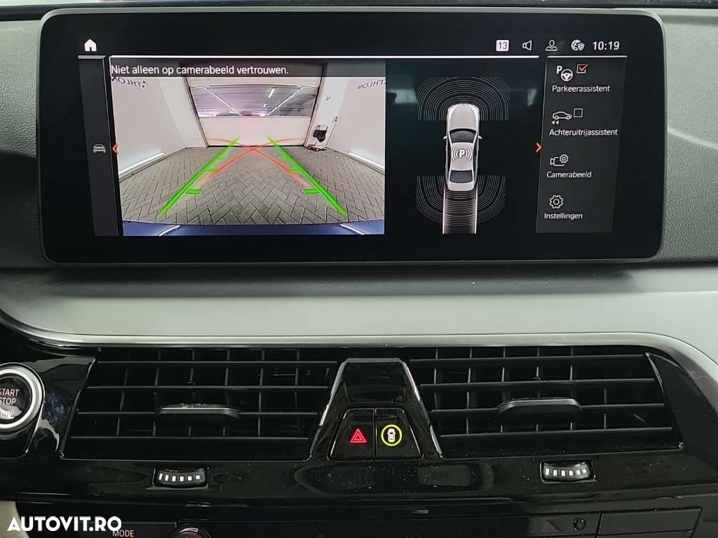 BMW Seria 5 520i AT MHEV - 14