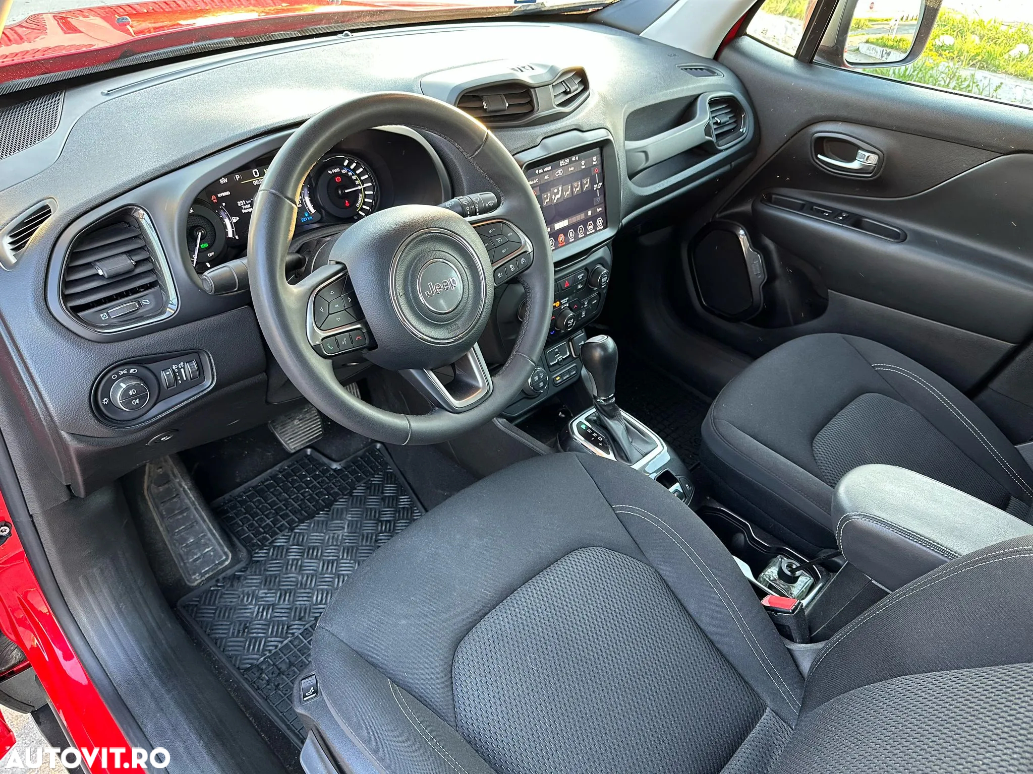 Jeep Renegade 1.3 T-GDI 4xe PLUG-IN Hybrid Automatik (RED) - 11