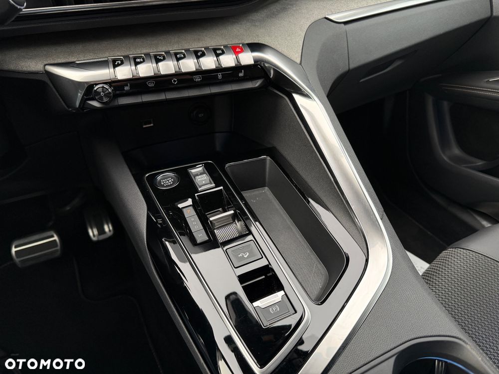 Peugeot 3008 1.2 PureTech GT S&S EAT8 - 14