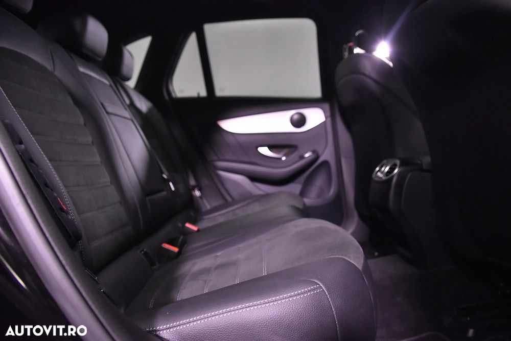 Mercedes-Benz GLC 300 d 4Matic 9G-TRONIC - 12