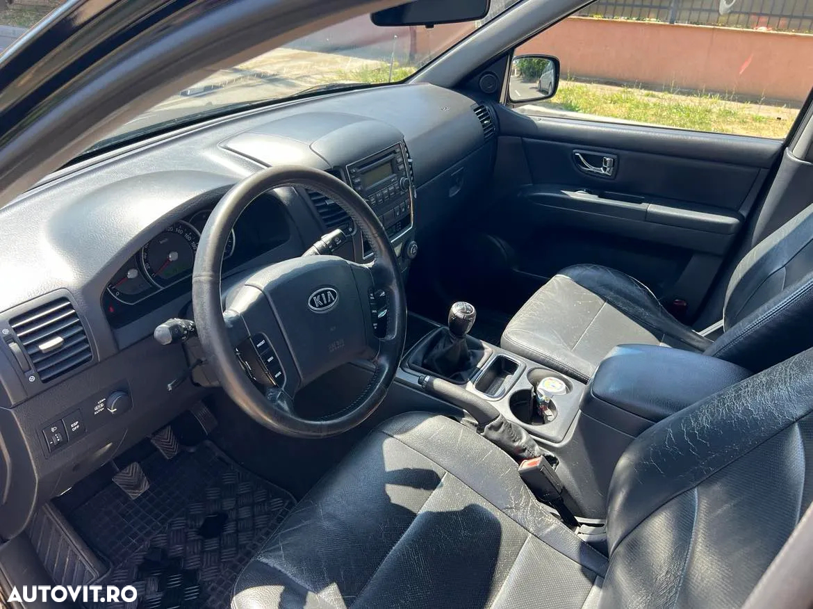 Kia Sorento - 9