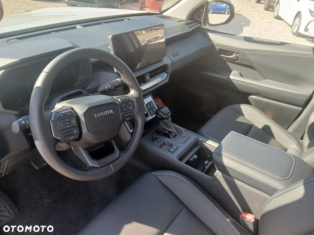 Toyota Hilux 2.8 D-4D mHEV Double Cab Invincible 4x4 - 16