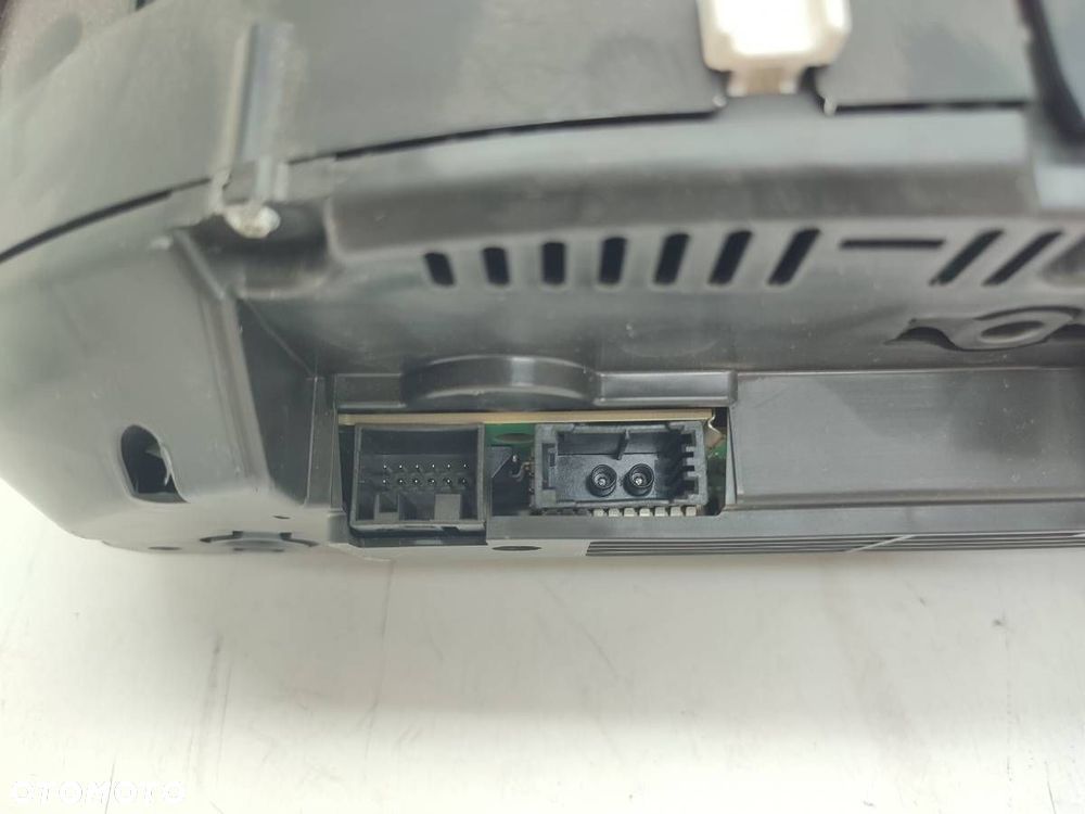 LICZNIK ZEGARY BMW F10 F11 F15 F25 6844006 BENZYNA EUROPA - 8