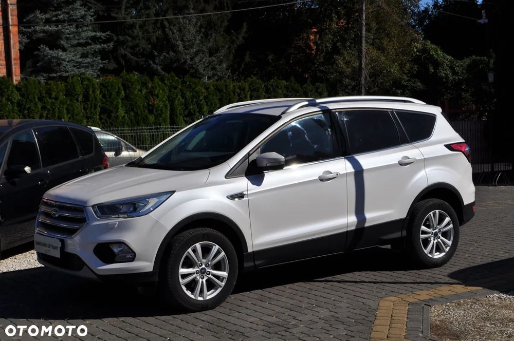 Ford Kuga 1.5 EcoBoost FWD Edition ASS GPF - 3