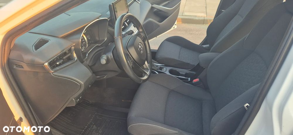 Toyota Corolla 1.8 Hybrid Comfort - 29