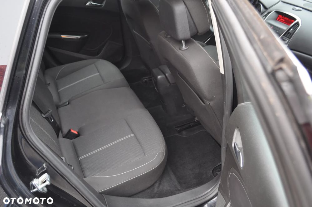 Opel Astra 1.4 Turbo Innovation - 22