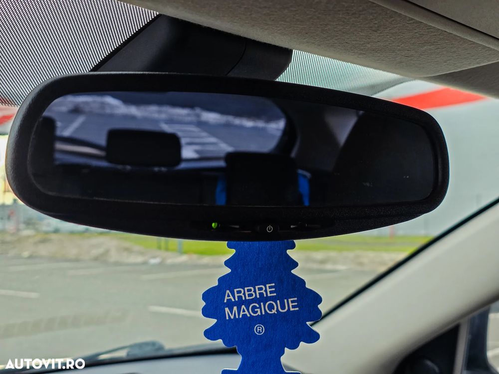 Mazda 3 2.0 MZR DISI Sports-Line - 18