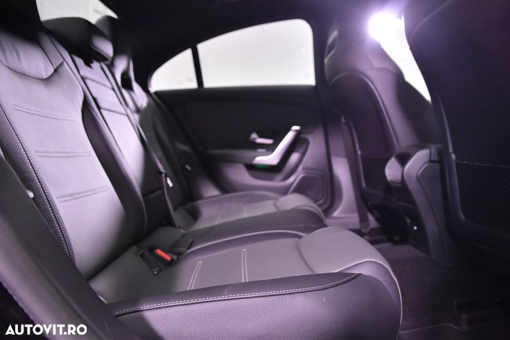 Mercedes-Benz CLA 250 e 8G-DCT - 14