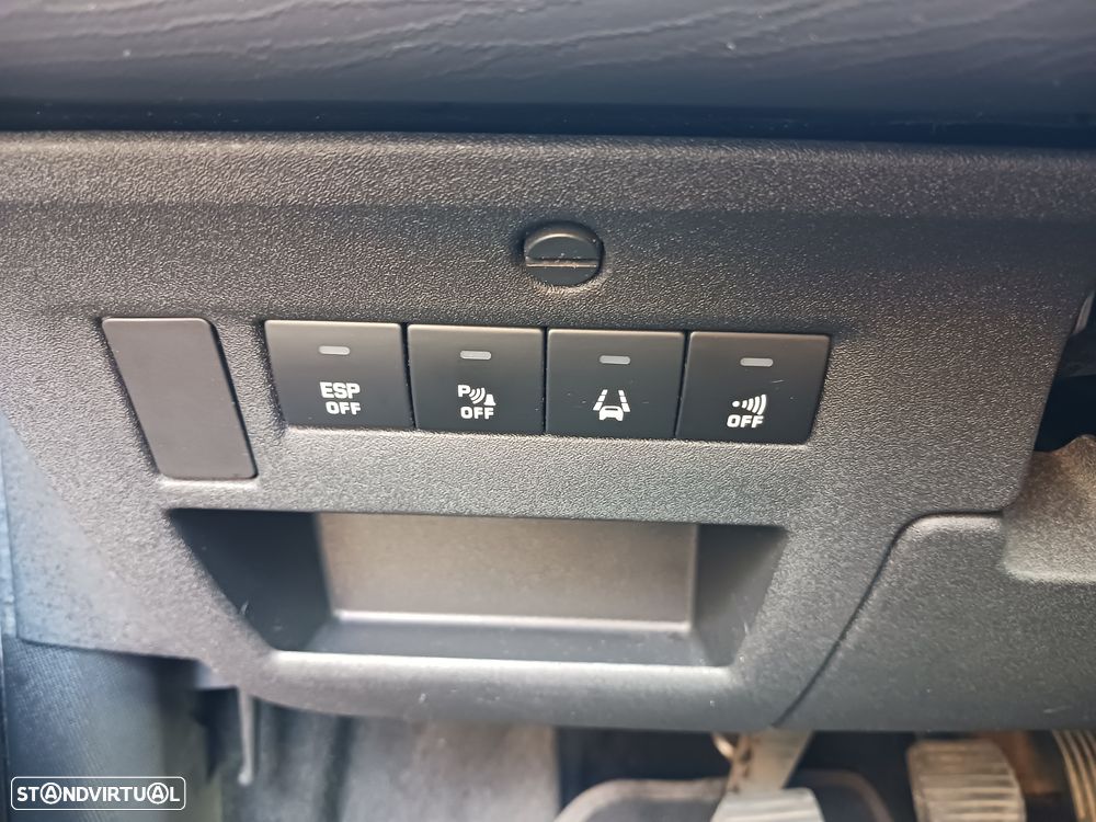 Citroën C4 1.6 HDi 110 Exclusive - 26