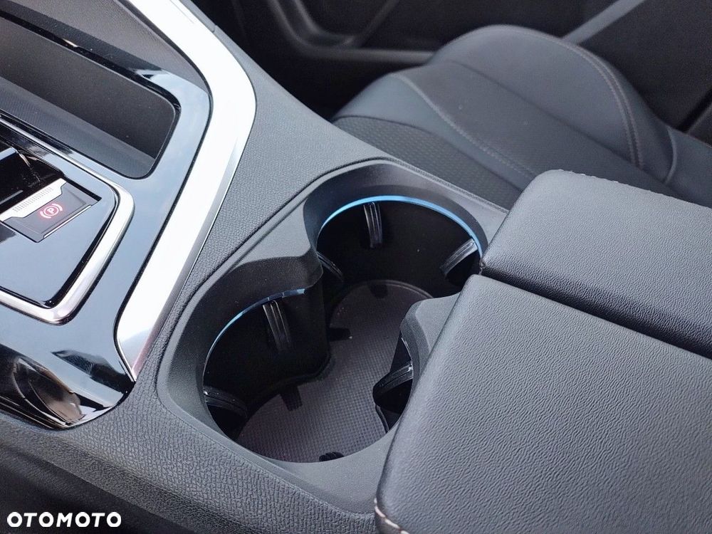 Peugeot 5008 1.5 BlueHDi GT S&S EAT8 - 17