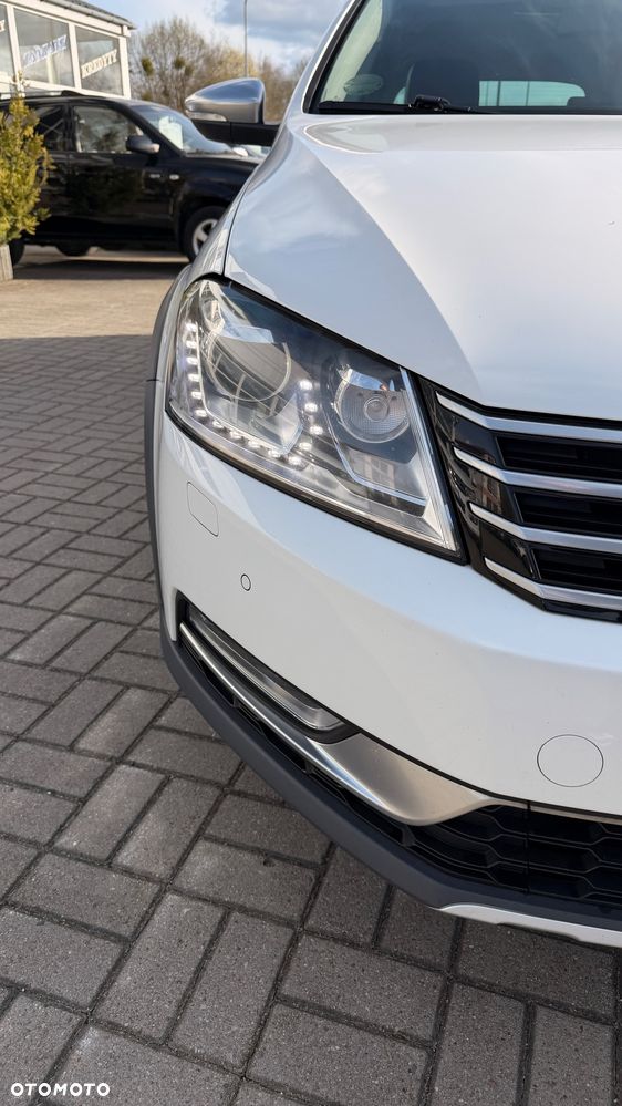 Volkswagen Passat Alltrack 2.0 TDI 4Motion DSG BlueMotion Tec - 24