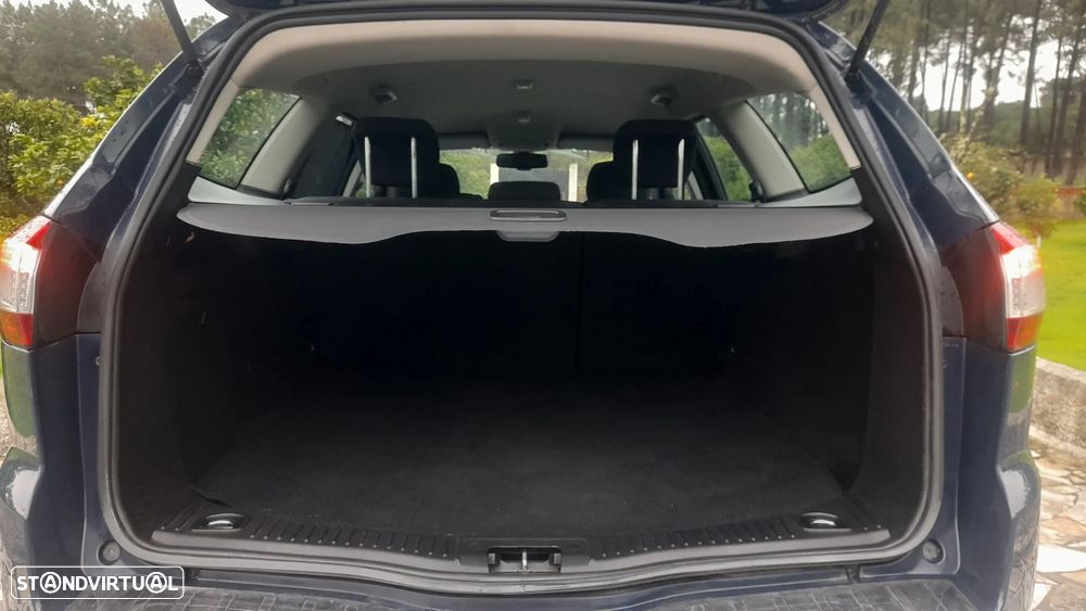 Ford Mondeo SW 1.6 TDCi Ambiente - 35