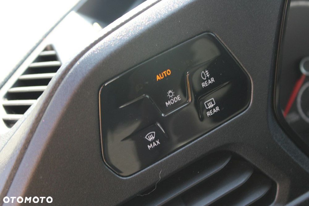Volkswagen Caddy - 19