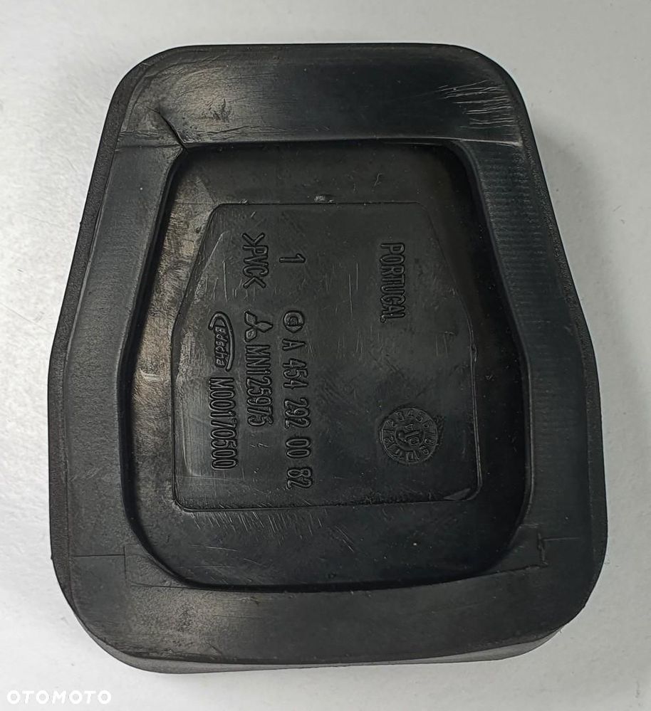 GUMA NAKŁADKA NA PEDAŁ SMART FORFOUR 454 A4542920082 - 2