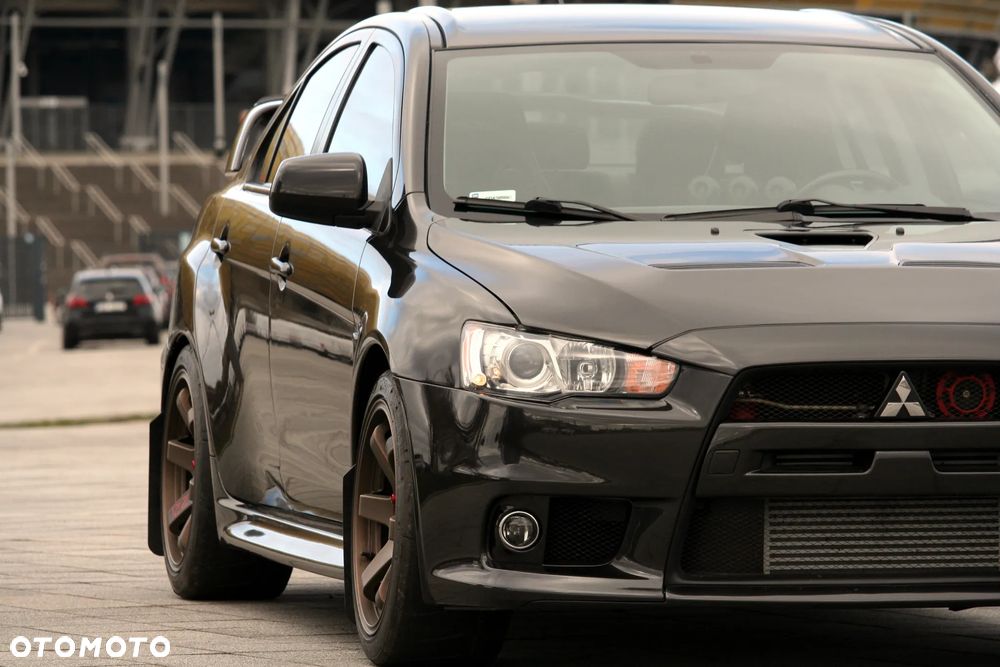 Mitsubishi Lancer Evolution - 4