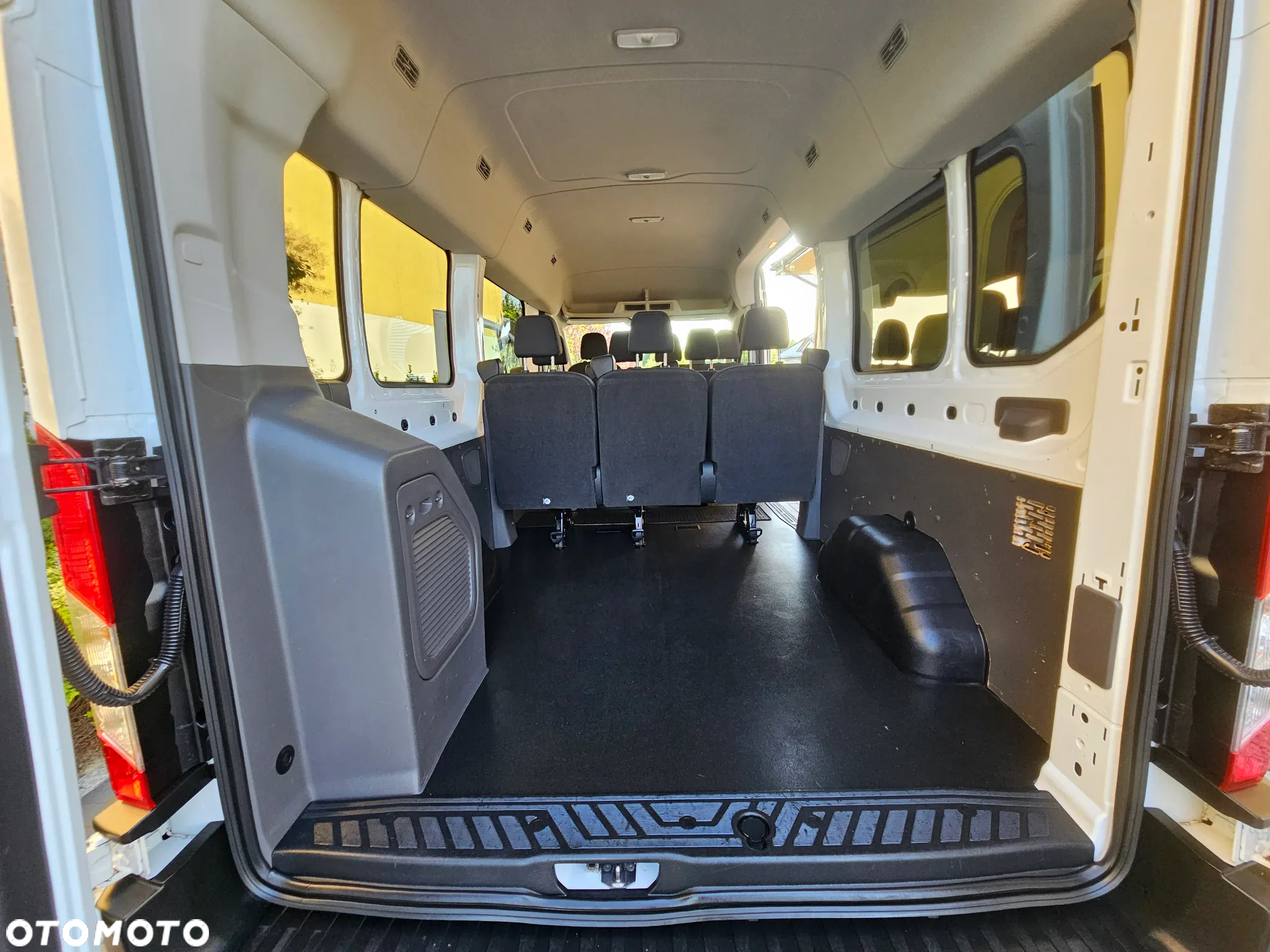 Ford Transit 350 L3H2 Ambiente (bryg.) - 26