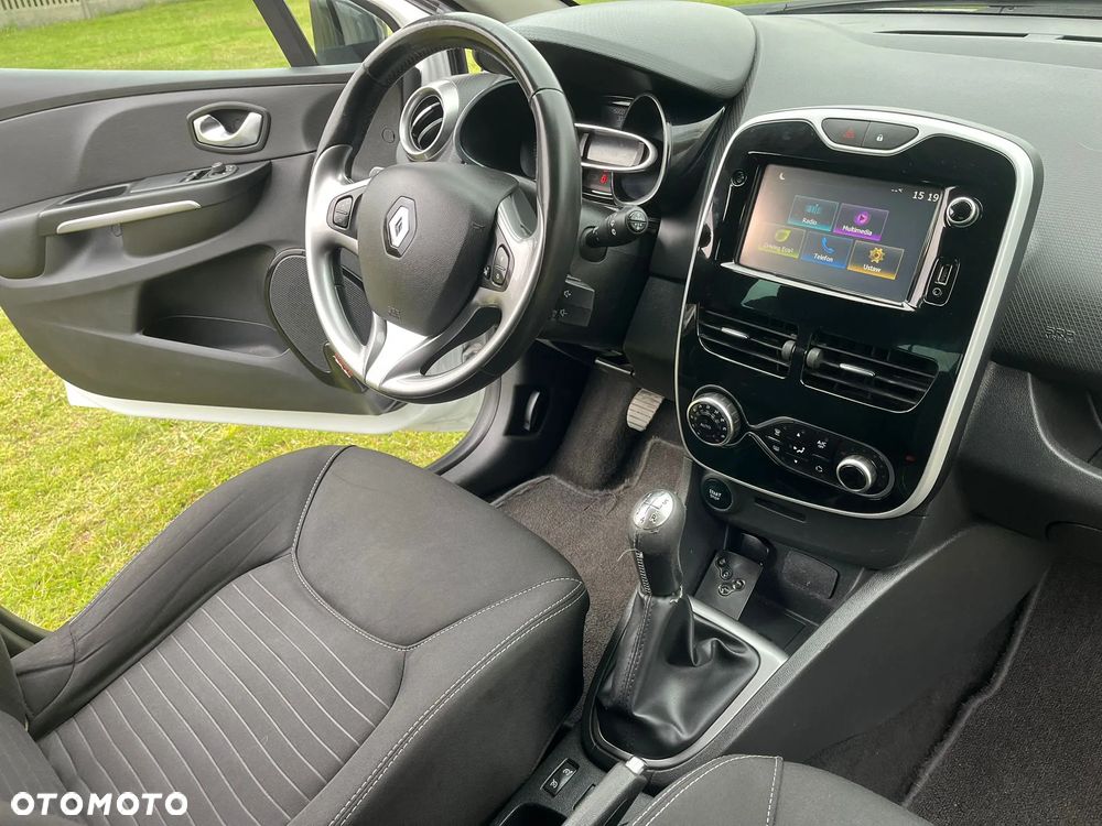 Renault Clio 1.2 16V 75 LIMITED - 20