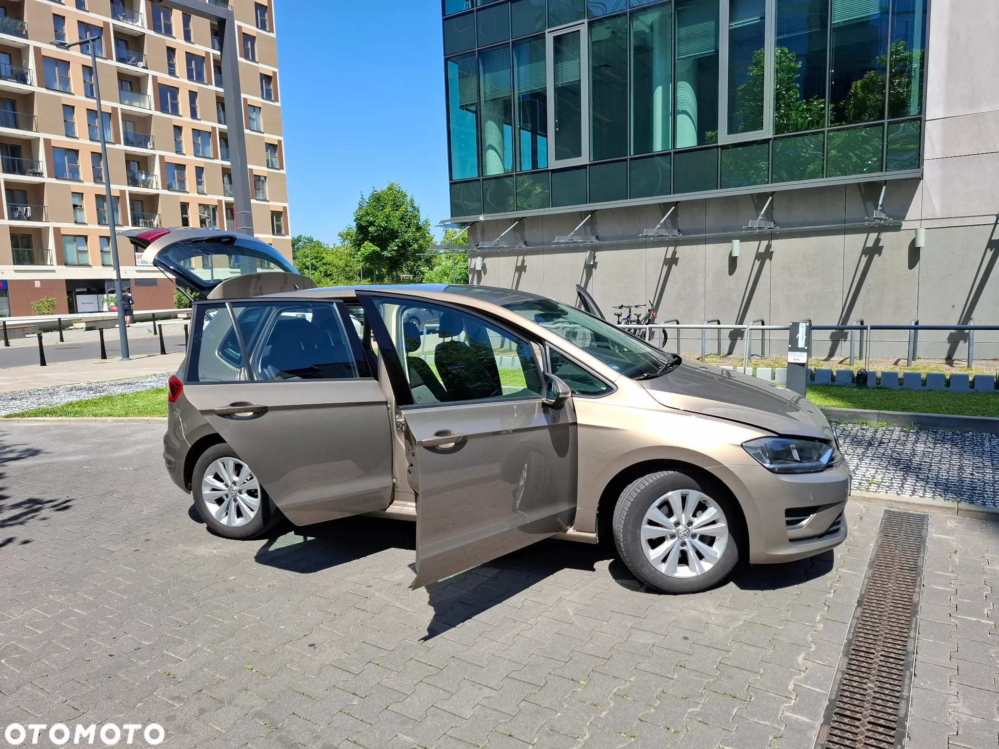 Volkswagen Golf Sportsvan VII SV 1.4 TSI BMT Comfortline - 4