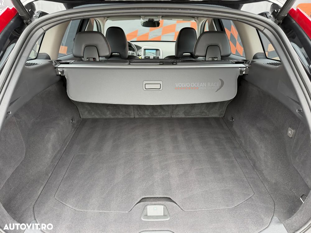 Volvo XC 60 D3 Geartronic Summum - 27