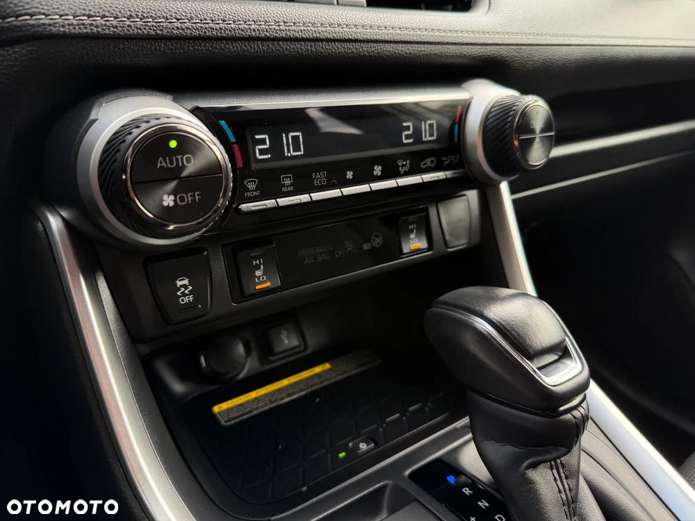 Toyota RAV4 2.5 Hybrid Comfort 4x2 - 35
