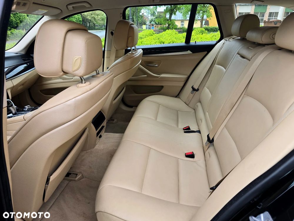 BMW Seria 5 520i Luxury Line - 20