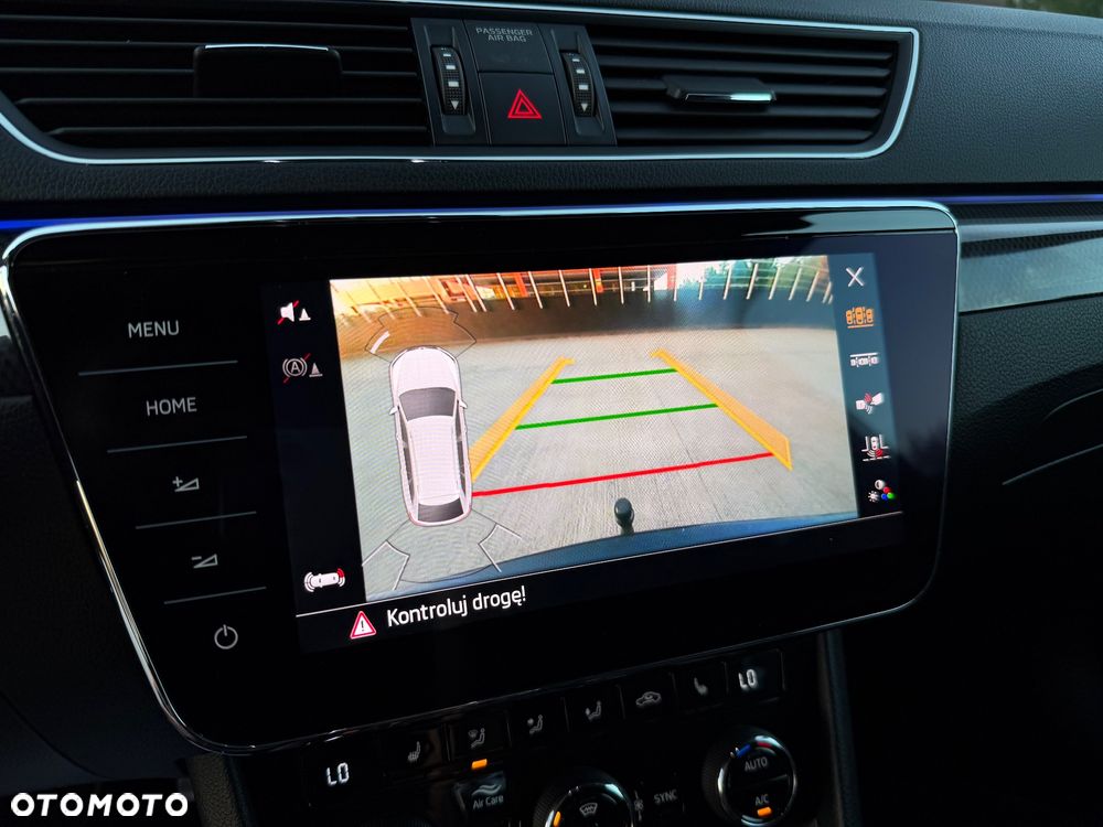 Skoda Superb 2.0 TDI Sportline DSG - 31