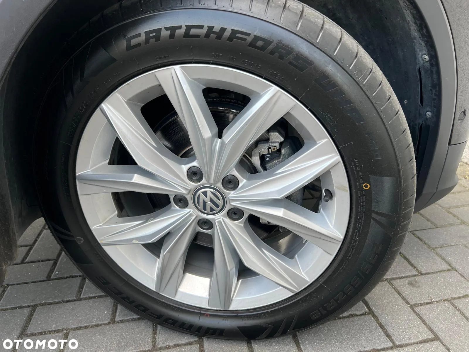 Volkswagen Tiguan - 19