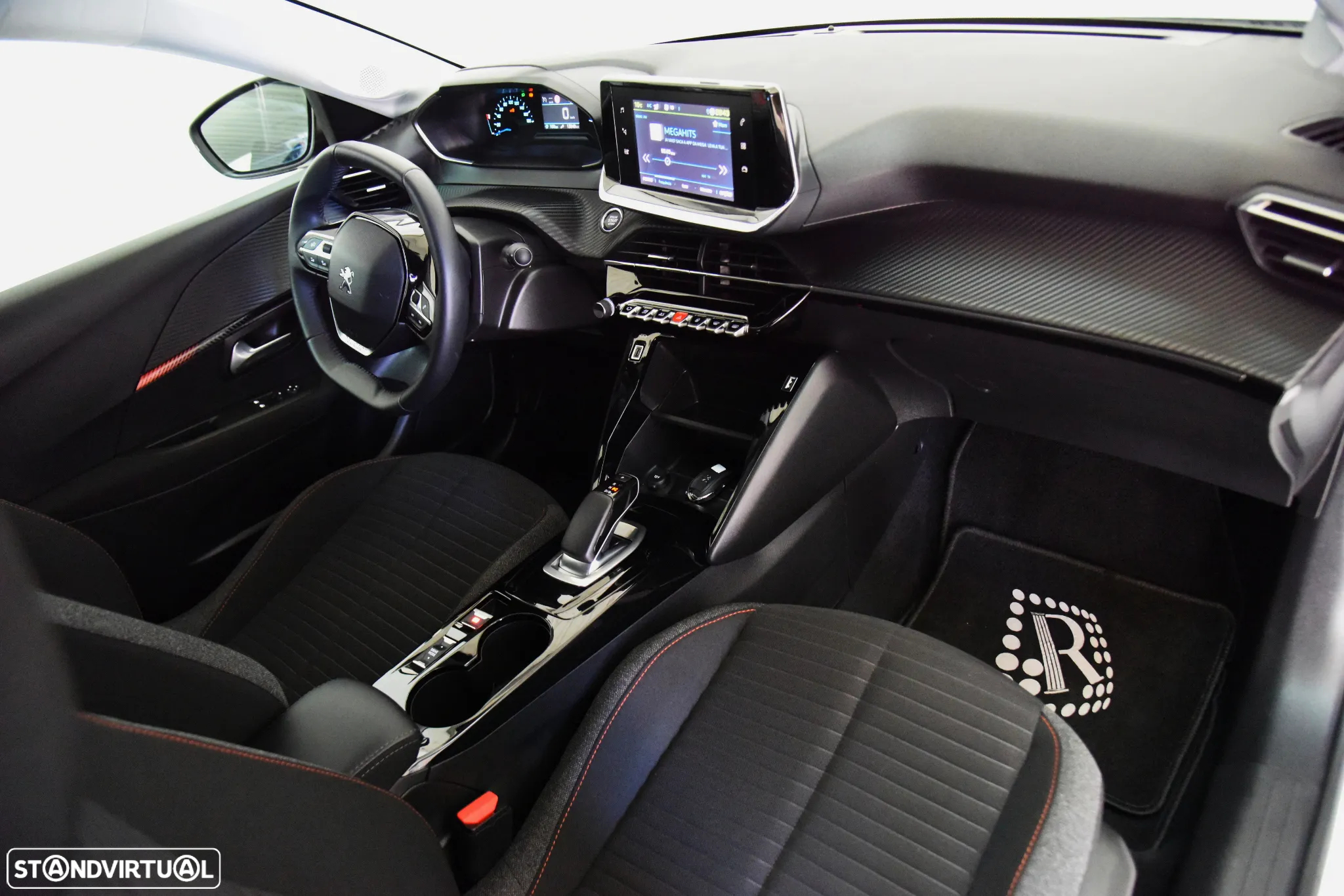 Peugeot e-208 Active Pack - 27