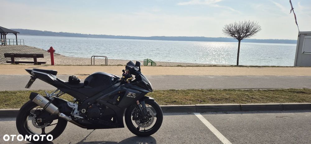 Suzuki GSX-R - 11