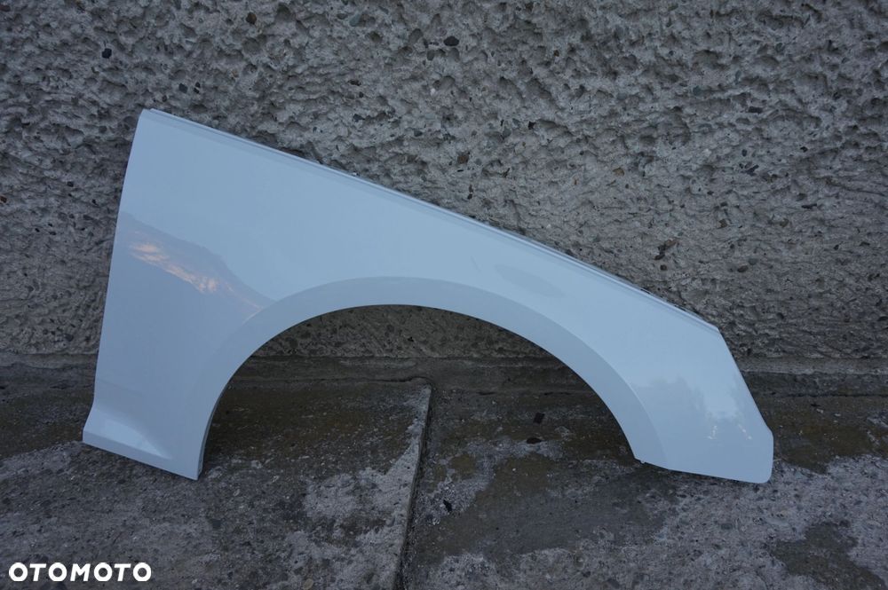BŁOTNIK PRZEDNI PRAWY AUDI A4 B9 LS9R 15/19r - 1