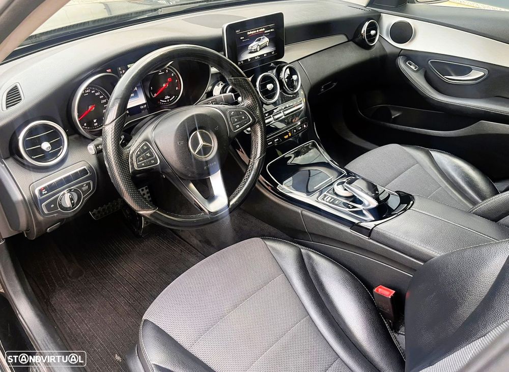 Mercedes-Benz C 350 - 33